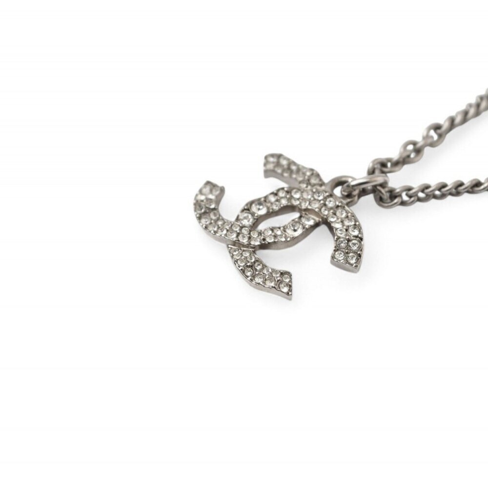 CHANEL Authentic Silver Pearl Logo Necklace - Picture 7 of 10